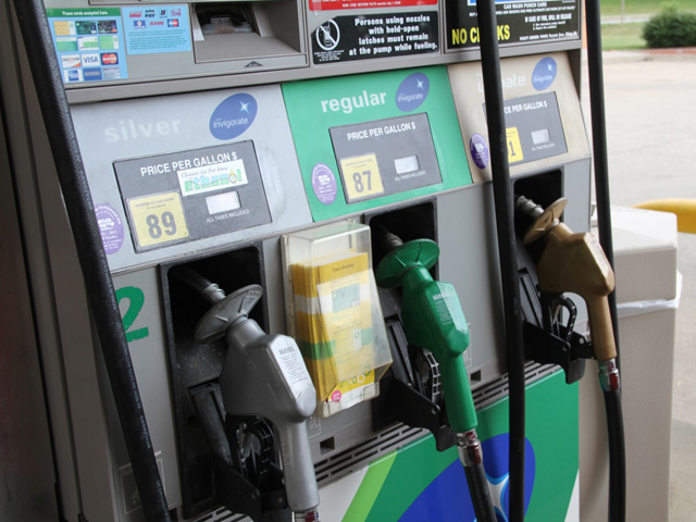 Legislation introduced in the U.S. House of Representatives on Tuesday would cap the volume of ethanol blended in gasoline at 9.7%. (DTN file photo by Elaine Shein)